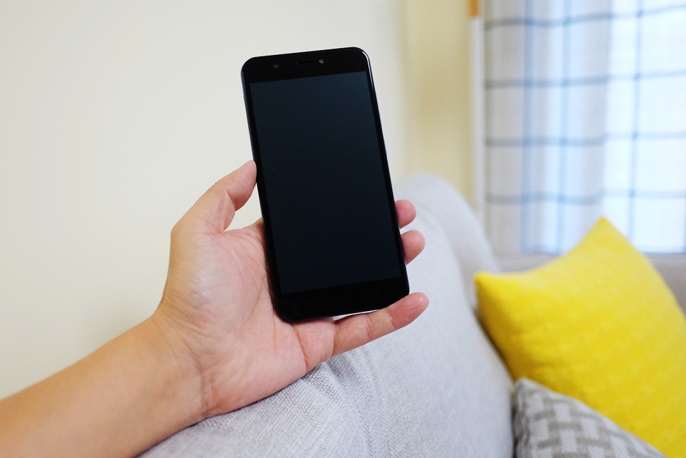 裸眼3d你们有对着手机这么玩么,手机黑科技裸眼3d技术