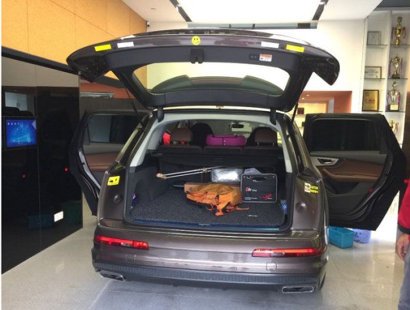 百万元奥迪q7,老款奥迪q7改装完整视频