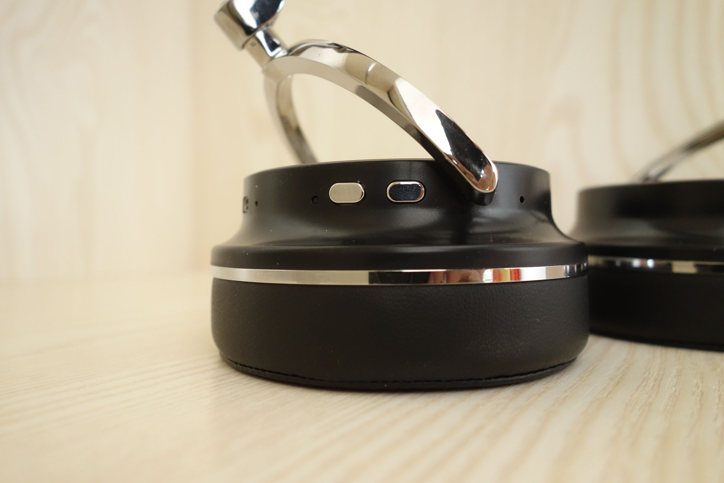 内有大乾坤劲爆性价比仅售349元的无线降噪耳机问世啦