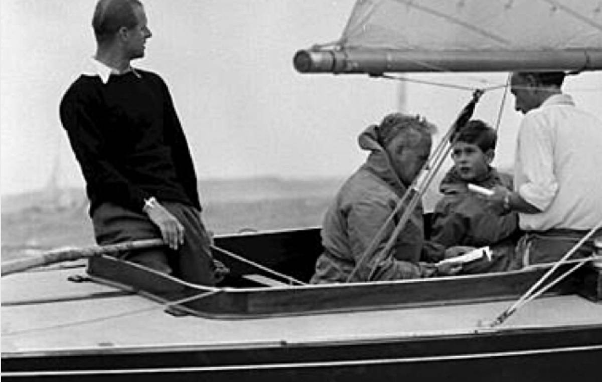 为了女王放弃王位继承权,为女人放弃王位的英国国王