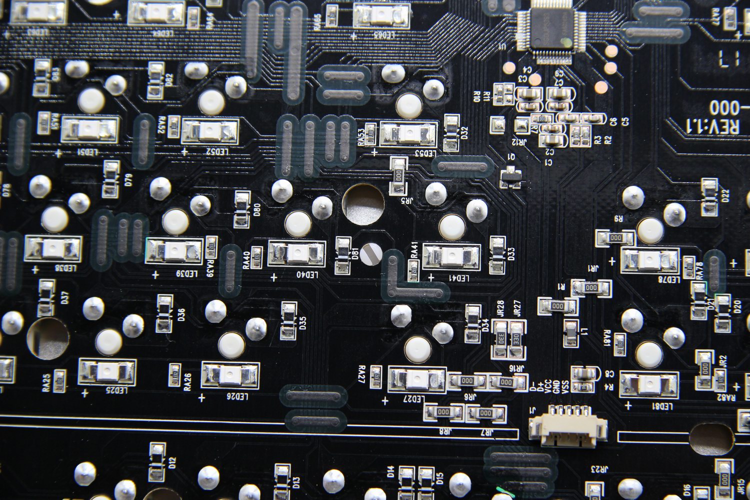 雷柏v500s冰晶版怎么样,雷柏v500s键盘测评