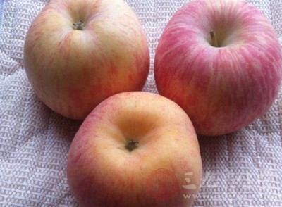 治疗皮肤过敏用哪种过敏药好,皮肤粘胶带过敏用什么方法不过敏