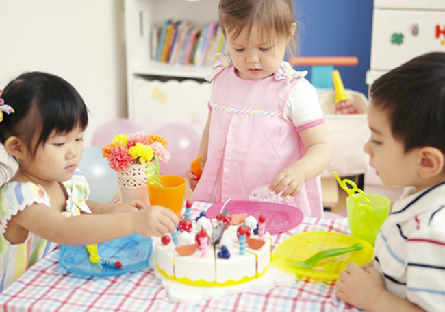 2岁宝宝很内向害羞,2岁8个月的孩子特别害羞