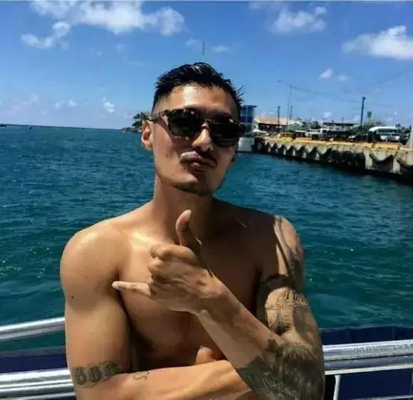 他是女人都想要的张志明,可是我更想要他的……