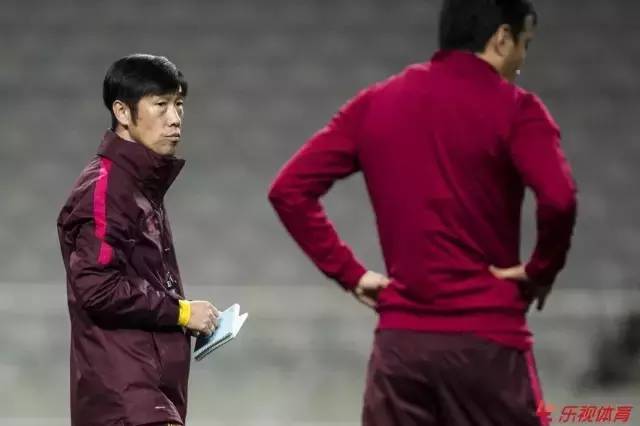 伤你最深的往往是你的亲人,伤你最深的往往是你最信赖的人