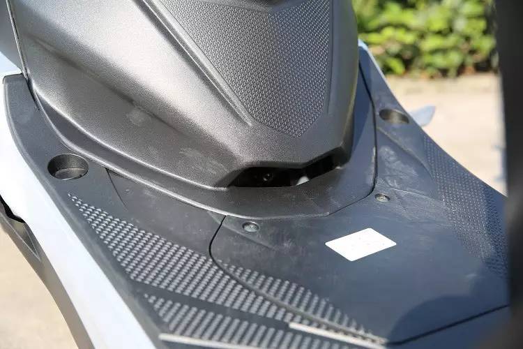 林海国四巧格踏板车测评,林海格格电喷踏板