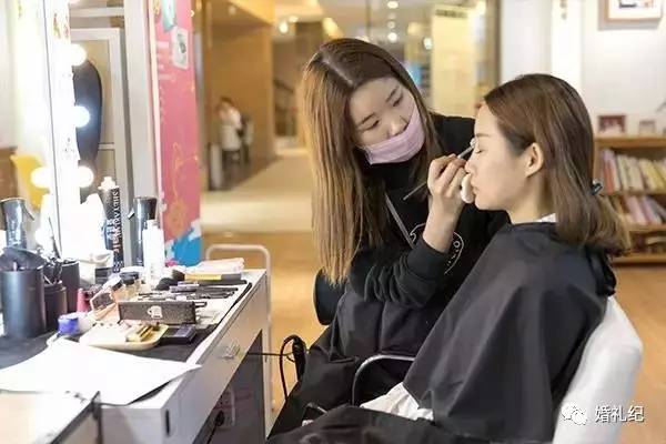 我们整理了全国各地拍登记照的店，发现这11家能让你颜值翻倍