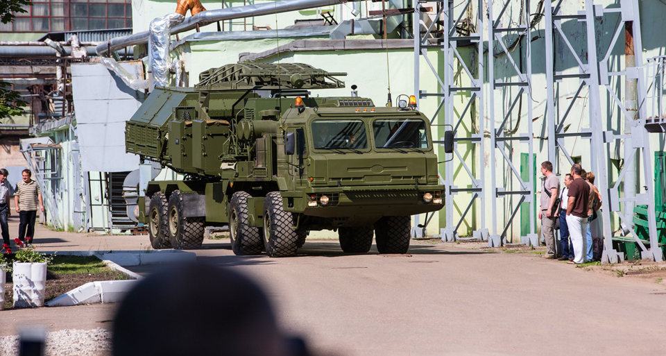 微波武器中国与美国谁强,美俄电磁脉冲武器