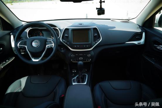 试驾17款jeep自由光2.0l优越版,2021款jeep自由光试驾