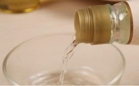 脸越洗越白的小技巧,如何让脸越来越白小技巧