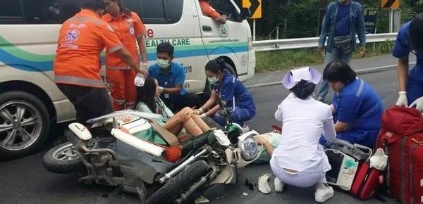 奉劝来泰国的朋友，真的不要贪图方便去租摩托车