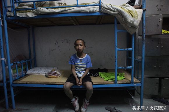 中国体坛黑人混血球员，多是孤儿和单亲，梦想披上国家队战袍