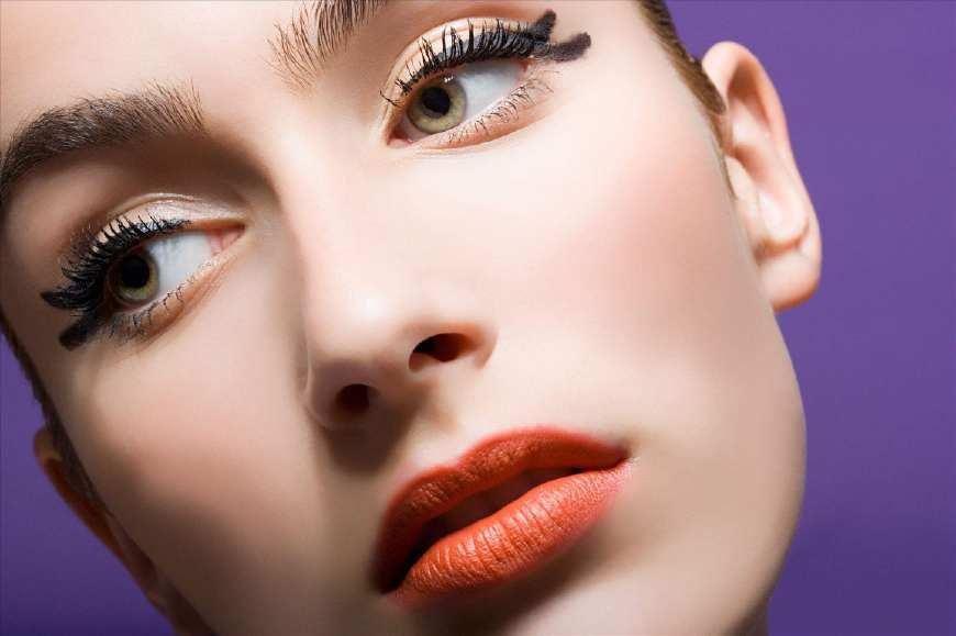 假体隆鼻感染过程,假体隆鼻后感染有哪些症状