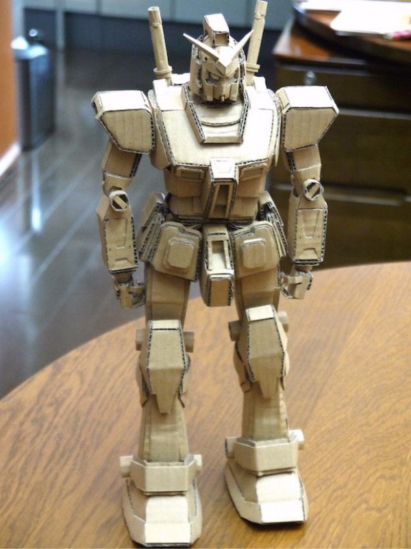 给自己一个买买买的理由,日本小姐姐把快递纸箱玩出了新花样!