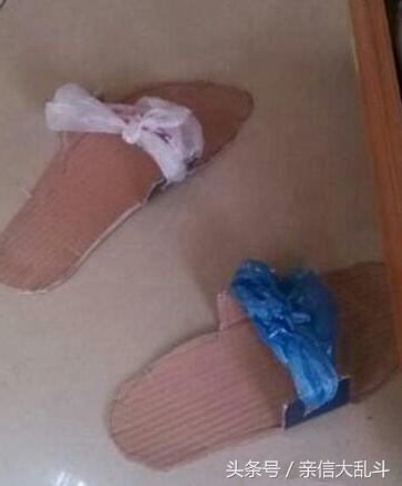 别以为站那么远就射不着你,真是浪费一桶酒