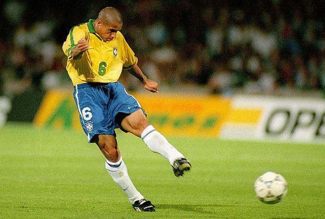 收藏几大高手,收藏世界足坛百大球星卡