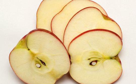 痘印黑色素好像消不掉,痘印总是消不掉是体内有淤血吗