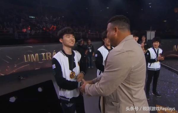 外星人总决赛,skt领奖视频