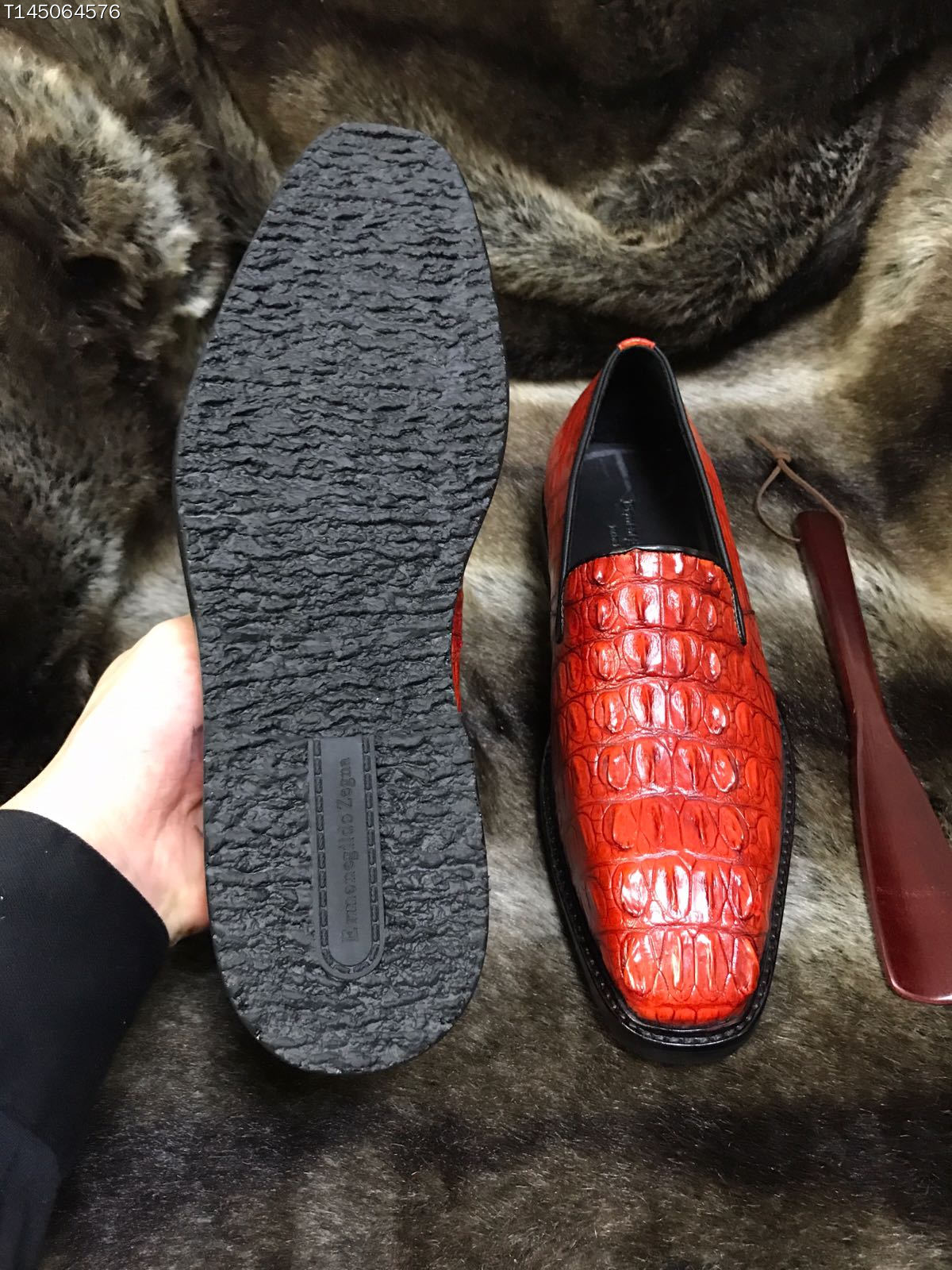 zegna杰尼亚牛津时尚皮鞋,zegna杰尼亚男士鳄鱼皮休闲鞋