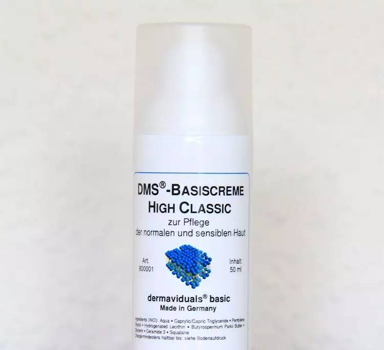 夏天油得要死冬天干得起皮,脸突然变得很油是不是缺水