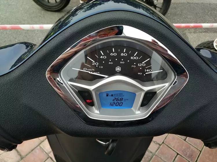 2020款比亚乔medley150liberty,比亚乔liberty150和medley150后挡泥板