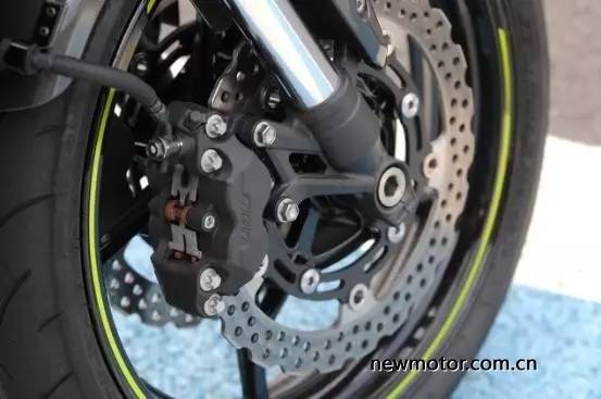 川崎z1000abs对比z1000r,2017款川崎z900有没有abs