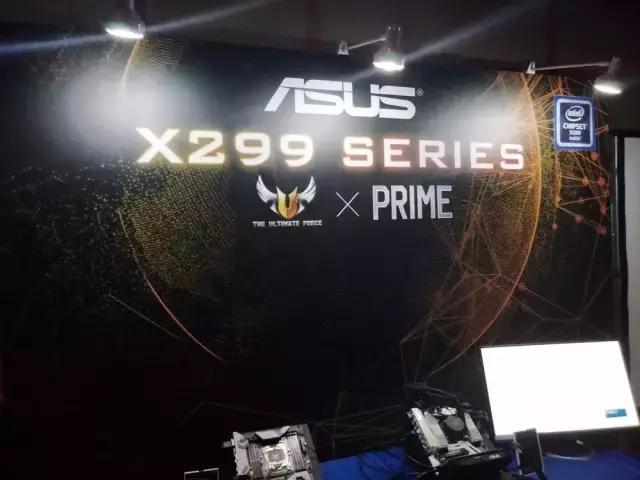 MC带你逛ComputeX：ASUS敲响高性能乐章