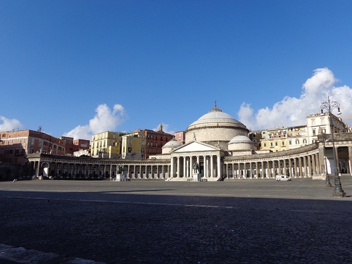 *咸平郎**：股市为什么这个样子，先了解信托是怎么来的！