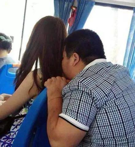 偷东西逃跑的搞笑图片,偷东西被发现的搞笑图片