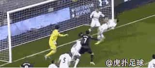 巴萨小将首秀单刀破门,巴萨17岁小将首单刀破门