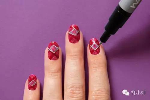 红绿搭配的美甲新年,同学会装b的最高境界