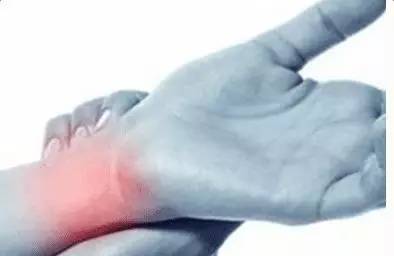 摔跤吧爸爸受伤,摔跤吧爸爸过肩摔