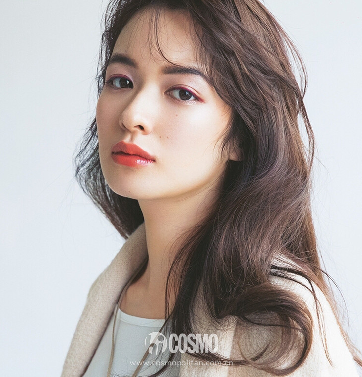 费洛蒙妆前后对比,日本人看迪丽热巴奥黛丽赫本造型