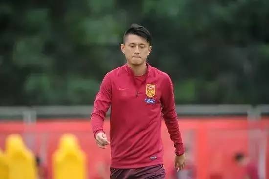 今晚中乌足球比赛直播,足球直播中国对乌