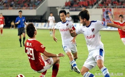 国足锋无力,国足缺乏有得分爆发力的球员