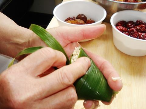 插秧端午节,包粽子赛龙舟端午节