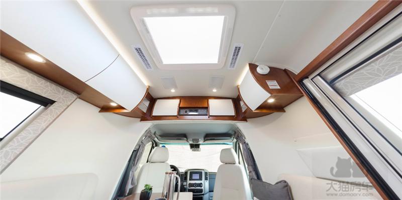 奔驰房车斯宾特豪华大空间,奔驰豪华房车零下50度旅行