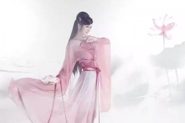 别样红微山湖荷花,微山湖荷花飘香