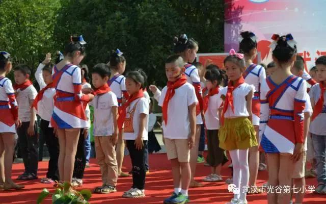 光谷七小艺术教育,光谷七小儿童节表演