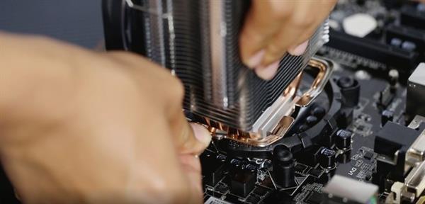 从零开始如何组装电脑教程,新手小白组装电脑最详细教程