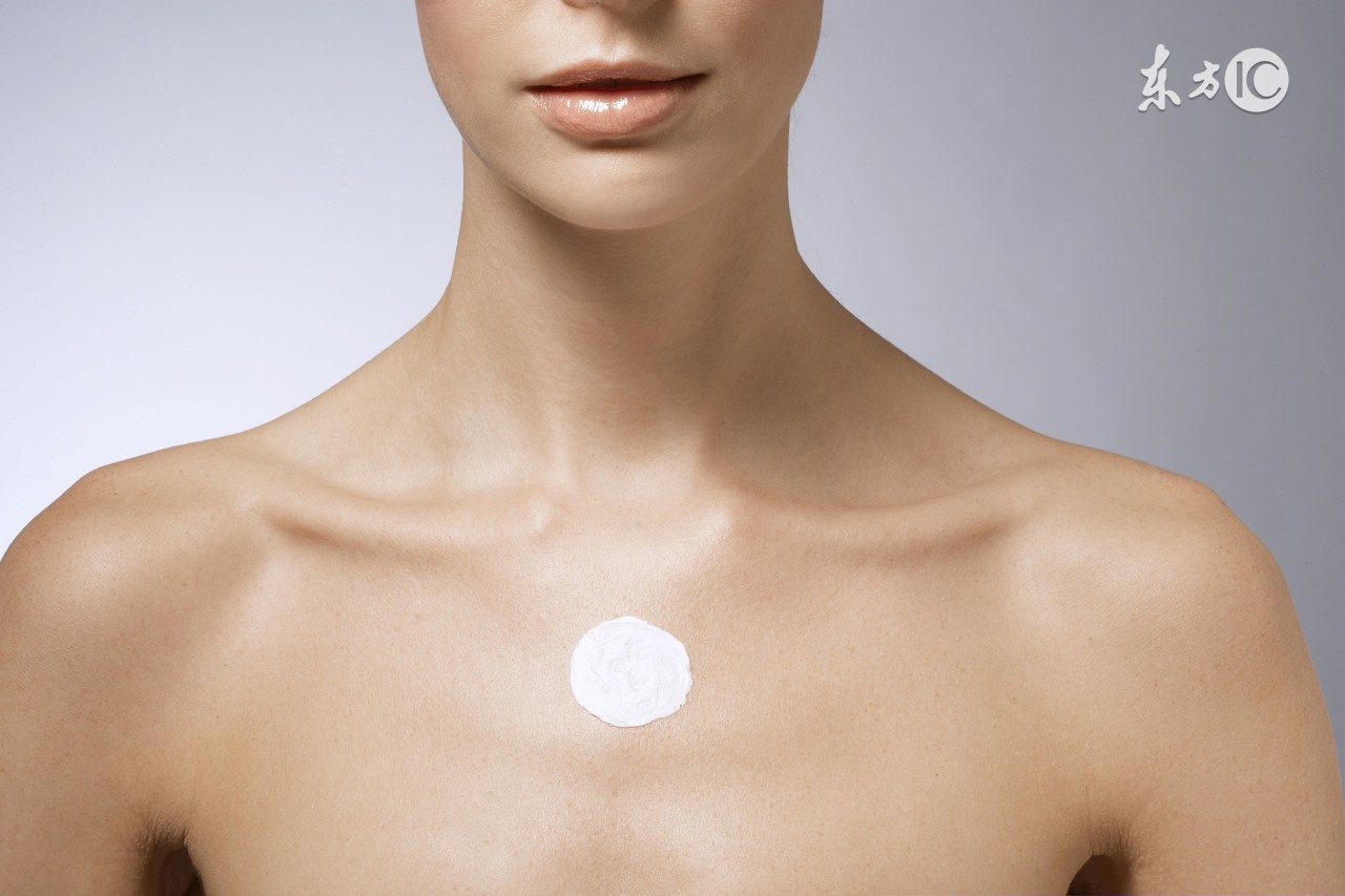 小孩身上有一块白斑怎么回事,天冷身上会有白斑什么情况