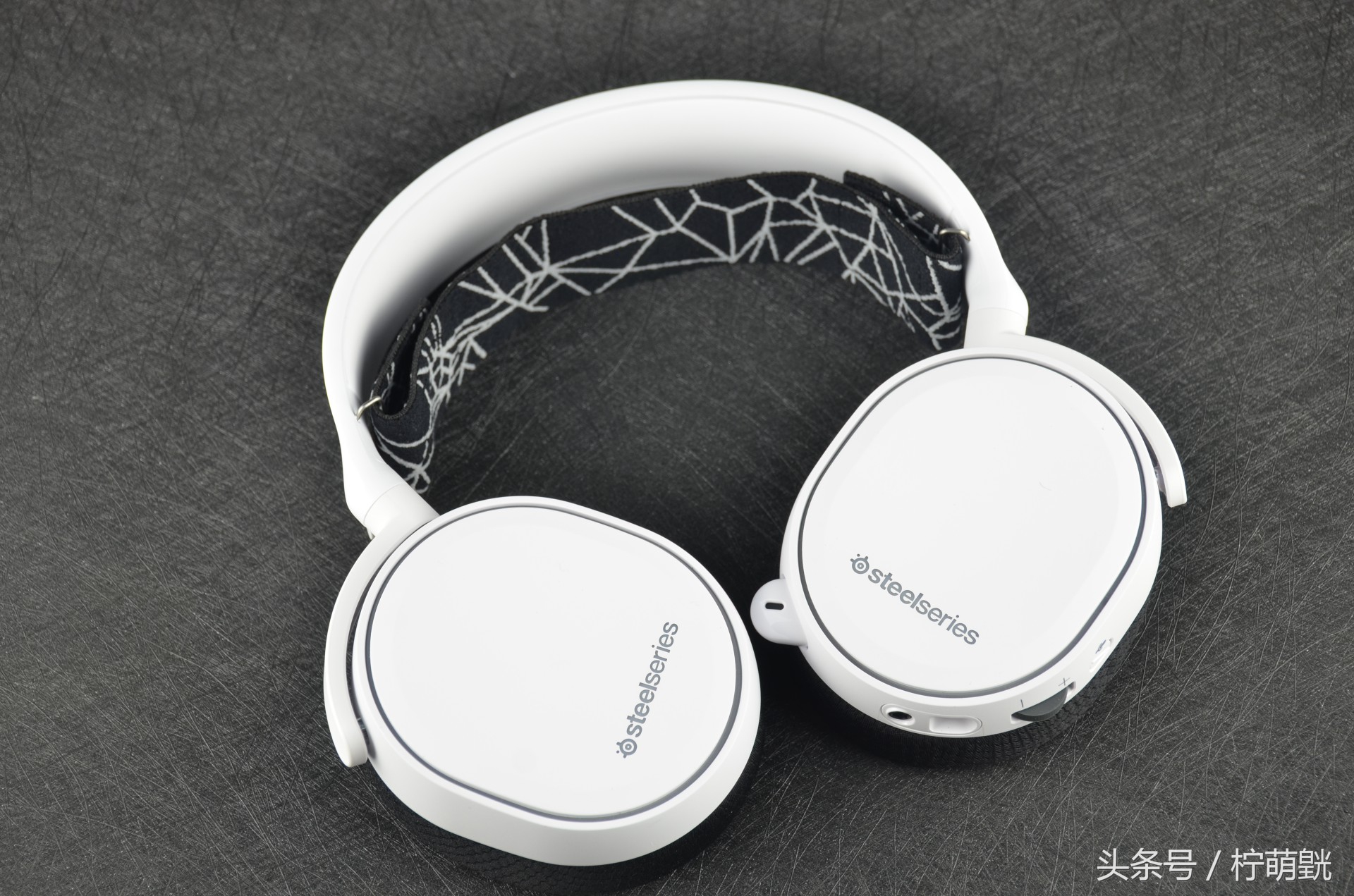 赛睿arctisprime耳机测评,赛睿arctis寒冰5头戴式有线耳机