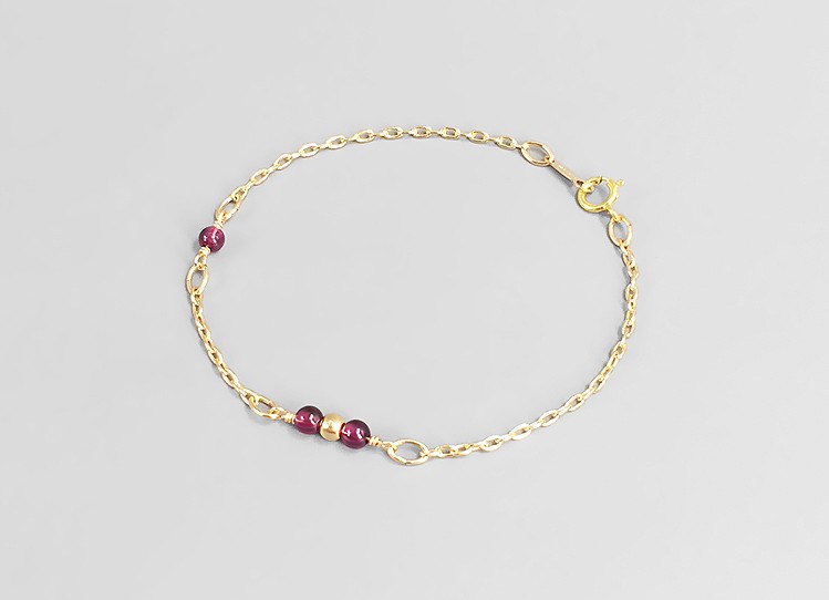 休闲潮流风搭配饰品,时尚饰品有哪些风格