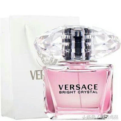 每个女生都应该拥有的一件东西,每个女人都拥有一颗钻戒