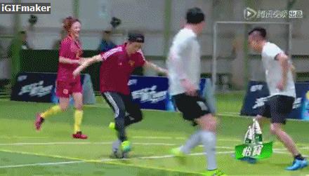 鹿晗范志毅私下关系,鹿晗关关什么关系