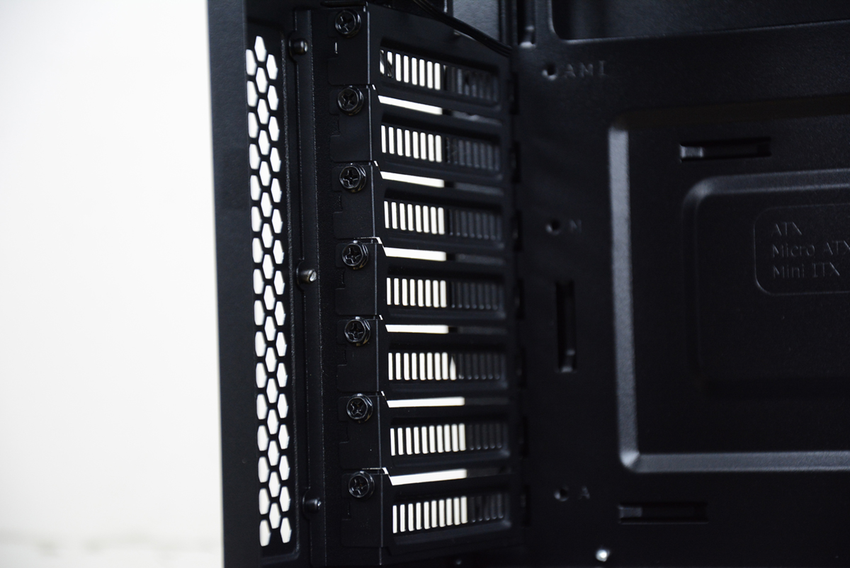 酷冷至尊新出的机箱,酷冷至尊机箱哪款性价比高