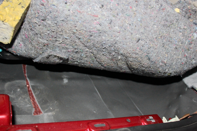 汽车隔音为什么要留空腔,为什么汽车隔音要用沥青