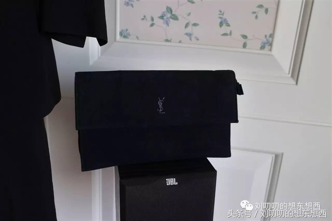 如何把正装穿得很休闲,正装条纹西服单穿咋搭配