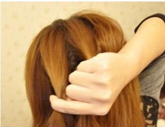 潮流辫子发型,十款编辫子的发型女生必看