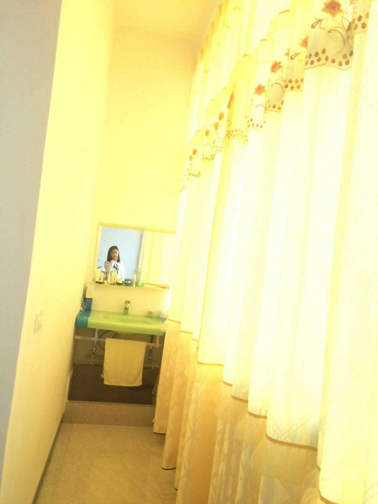 晒晒我家农村自建房，内部装修简单，被表姐嘲笑：驴粪蛋表面光